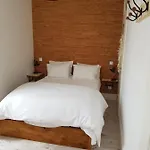 Πανσιόν Cork Train Station 3*