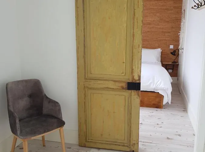 Pensión Cork Train Station Esmoriz